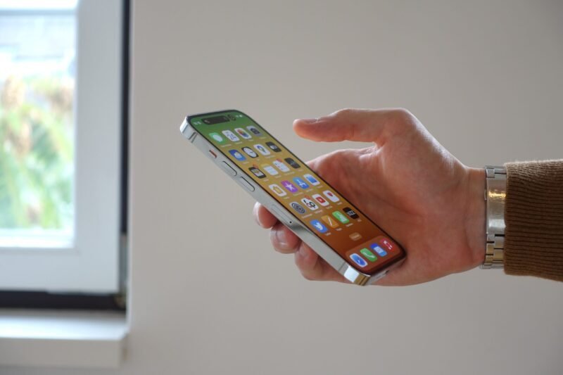 iPhone 18 vs Galaxy S26: Full Comparison 43 iphone Samsung